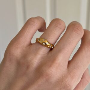 χρυσό minimal δαχτυλίδι με ζιρκόν ανρινε